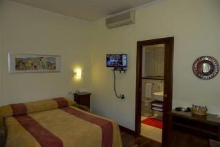 Al Colonnato Di San Pietro   B&B, Rome