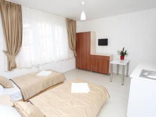 General view thumbnail 33