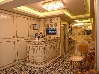 Best Town Hotel