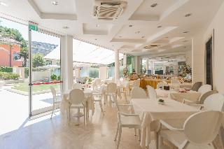 Luna Riccione Aqua Spa Only Adults +12, Rimini