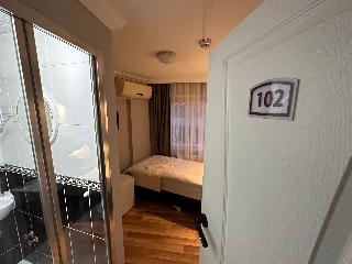 Asparagus Hotel