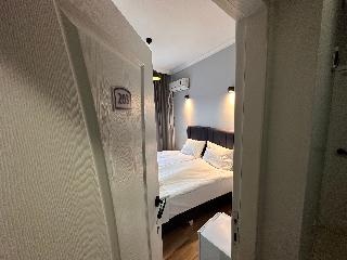 Asparagus Hotel