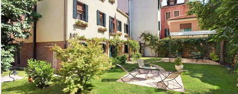 General view
 di Casa Rezzonico