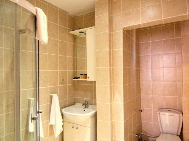 By Pera Suites