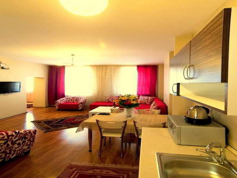 By Pera Suites