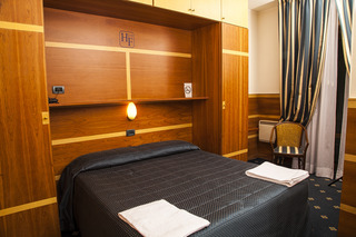Hotel Fiorella, Milan