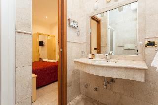 Hotel Fiorella, Milan