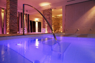 Sports and Entertainment
 di Parigi 2 Hotel