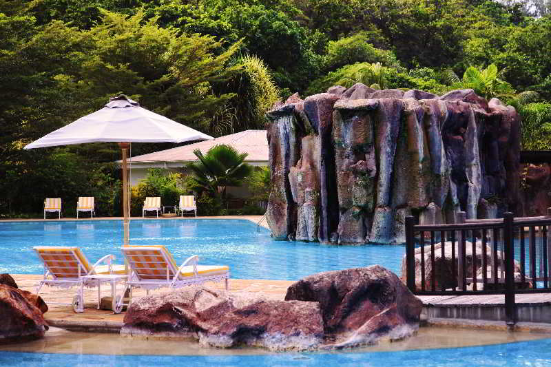 Pool
 di Le Domaine de La Reserve