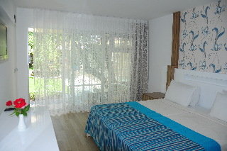 Room
 di Altinkum Park Hotel