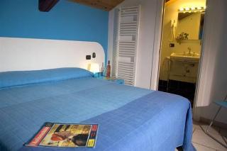B&B Carafa Suite, Naples