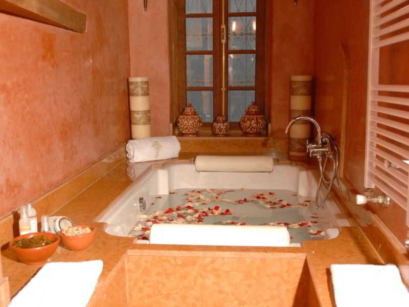 General view
 di Riad Alkantara