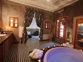 General view
 di Ryad Alya