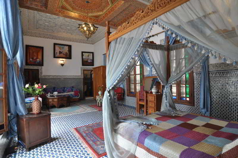 Room
 di Riad Ghita