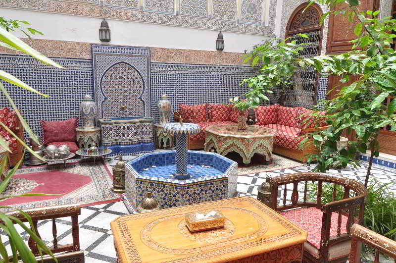 Room
 di Riad Ghita