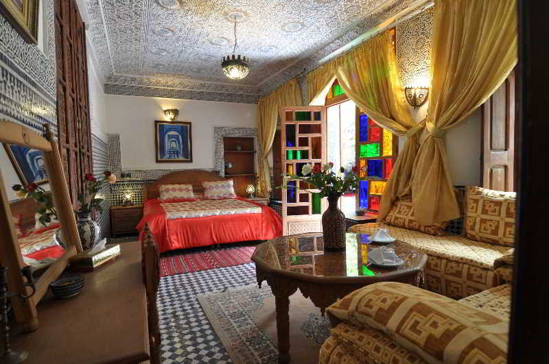 Room
 di Riad Ghita