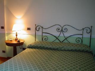 Petit Chateau, Montecatini