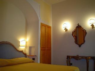 Petit Chateau, Montecatini