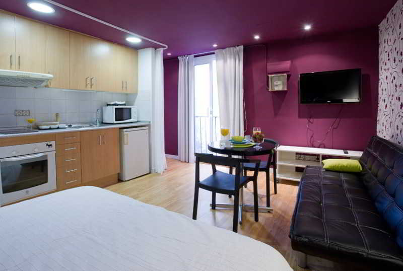 Room
 di Apartamentos Colon 3000