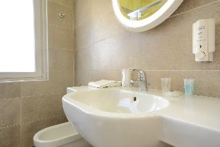 Room
 di Regal Hotel Residence