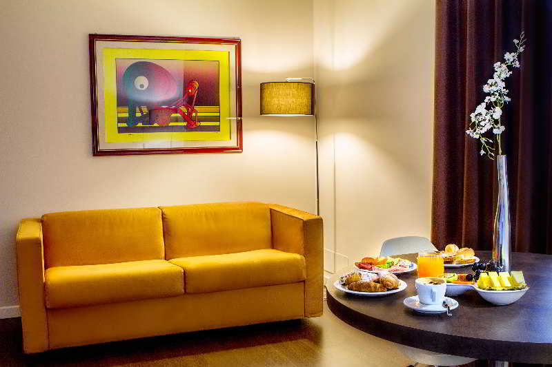 Room
 di Base Hotel To Stay