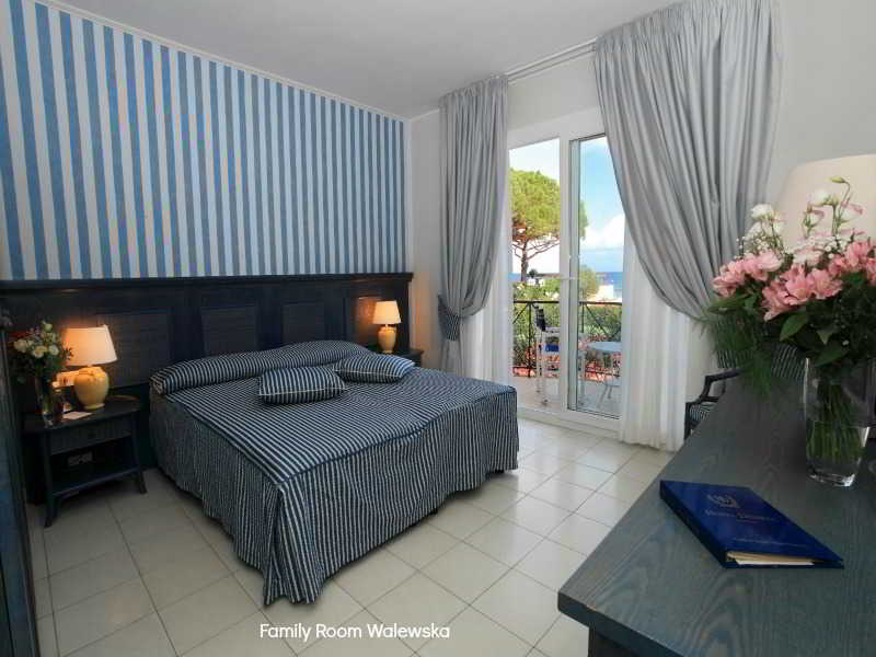 Room
 di Hotel Desiree