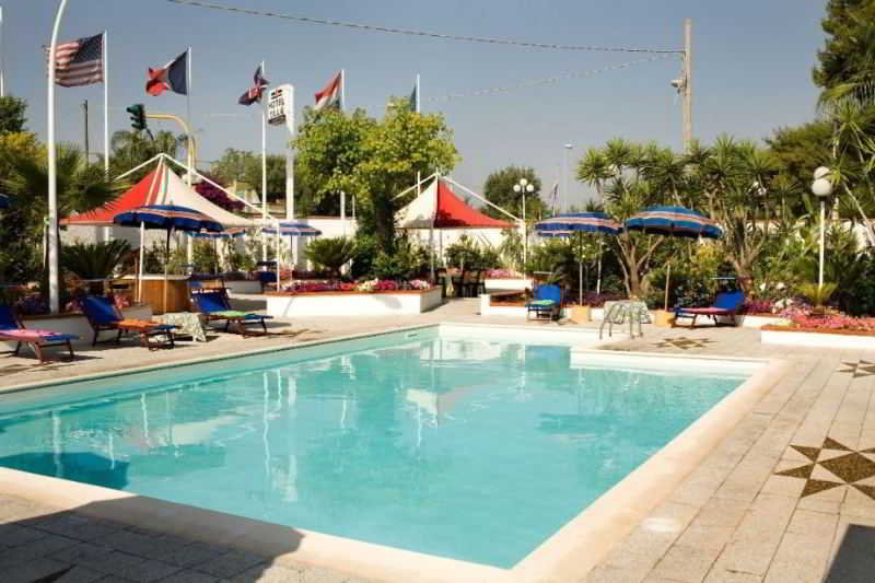 Pool
 di Hotel Villa