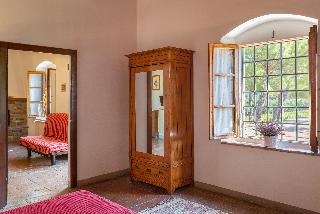 Fattoria Pratale, Florence