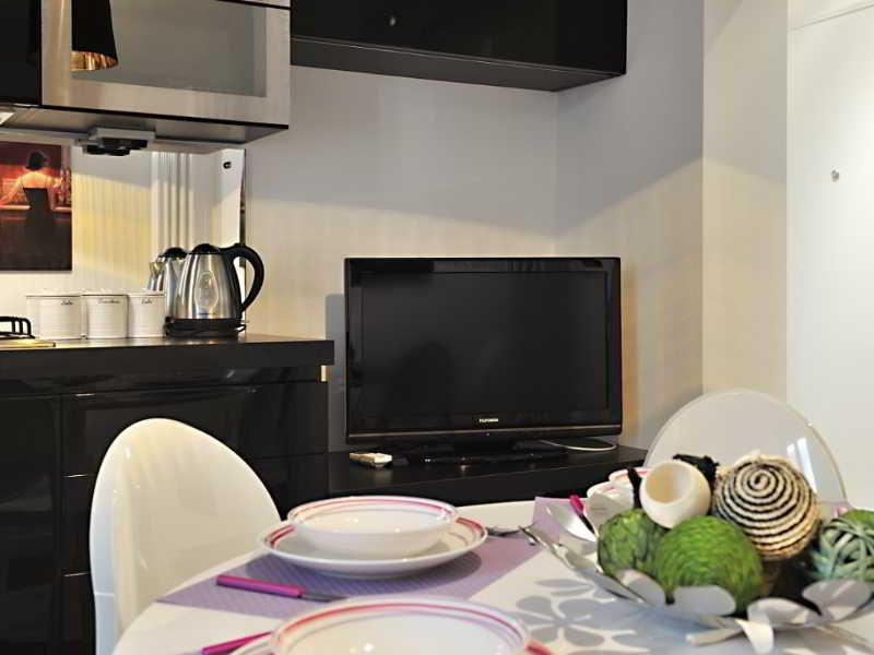 General view
 di Art Deco Apartment