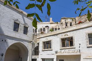 El Puente Cave Hotel