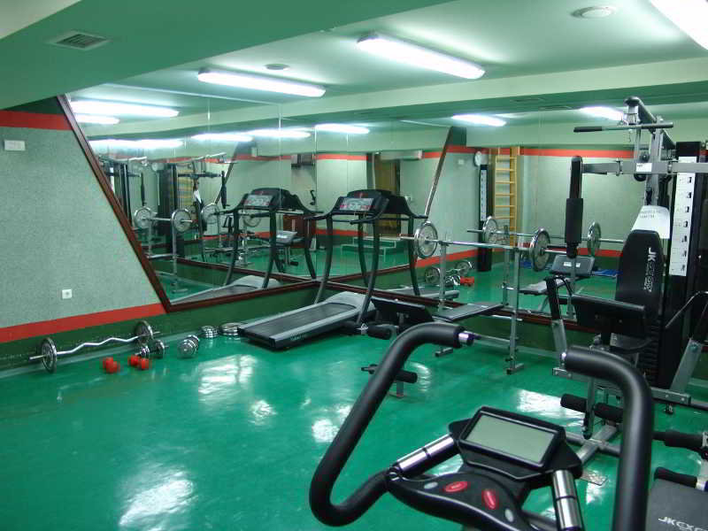 Sports and Entertainment
 di IZVOR