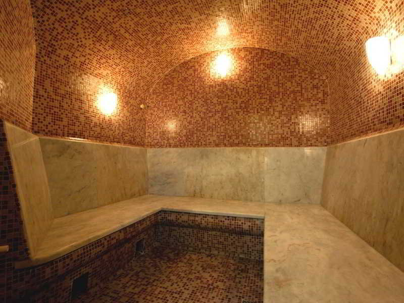 Sports and Entertainment
 di Neptun Miass