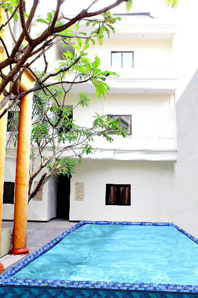 Pool thumbnail 16
