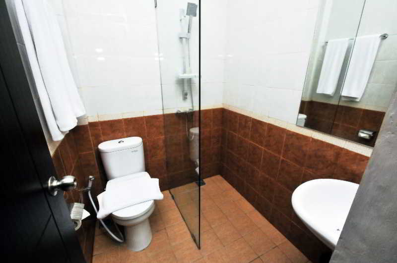 Room thumbnail 10