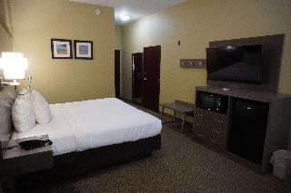 2 King Beds Suite Nonsmoking Accessible