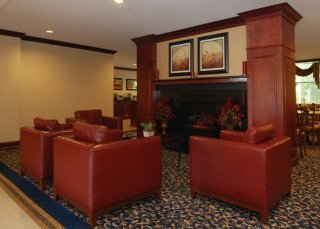 Lobby
 di Comfort Suites Newport News Airport