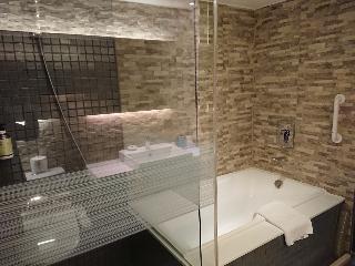 Room:TPL.2B