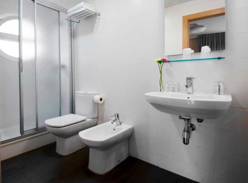 Room
 di Vila de Premia hotel