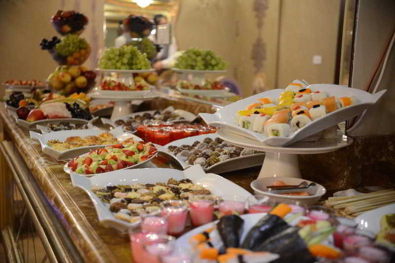 Restaurant
 di Q Hotel Beirut