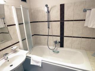 General view
 di Nese Pramogu Bankas Guest House