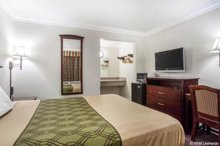 Motel 6 Fresno - Belmont Ave