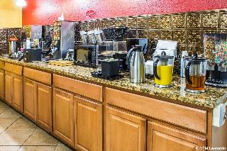 Econo Lodge Inn & Suites Walnut