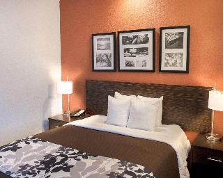 1 Queen Bed, Nonsmoking, Accessible