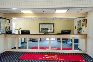 Econo Lodge Inn & Suites Philadelphia