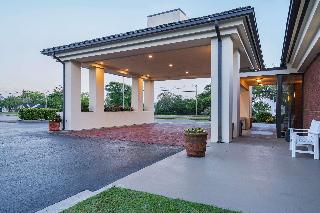 Quality Hotel Morehead City