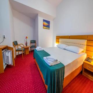 HOTEL SIR ORHIDEEA