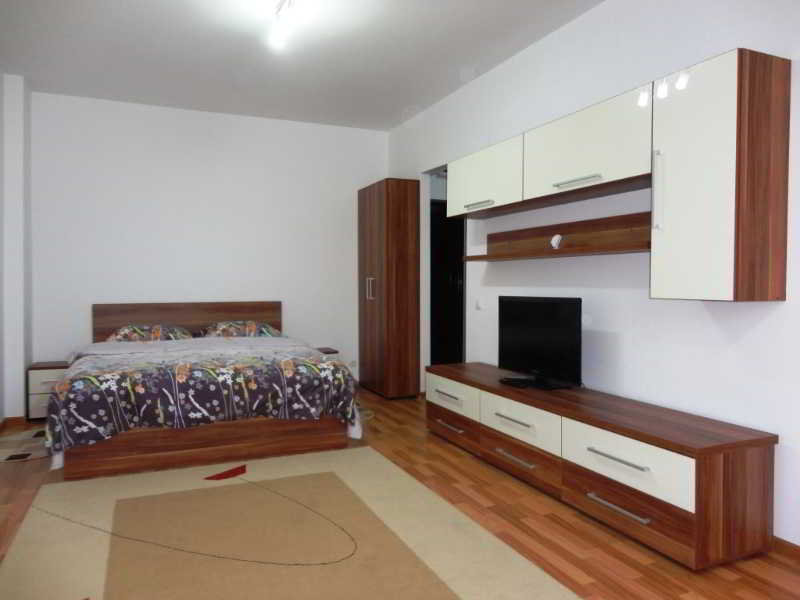 Room
 di Studios Andu