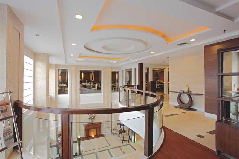 Lobby
 di Country Inn & Suites By Carlson Amritsar