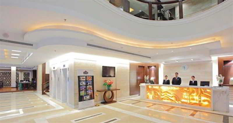 Lobby
 di Country Inn & Suites By Carlson Amritsar
