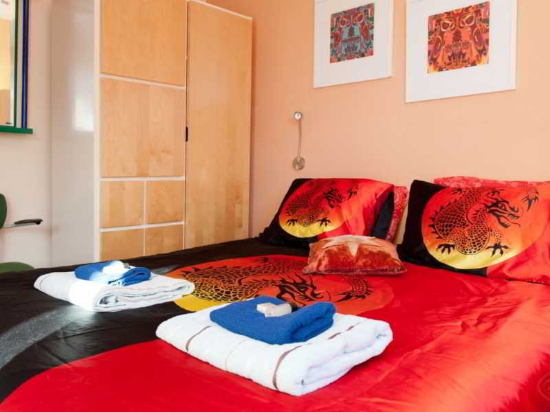 Xavieras Happy House, Amsterdam and vicinity